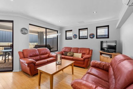 Relaxed Coastal Living in a Sought-After Location - Photo 4