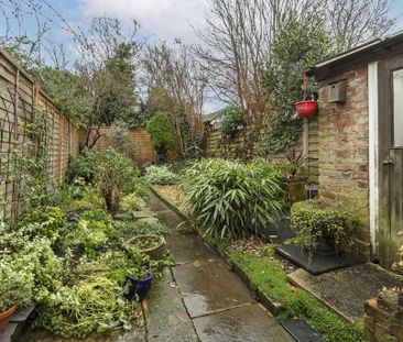 2 bedroom terraced house to rent - Photo 5