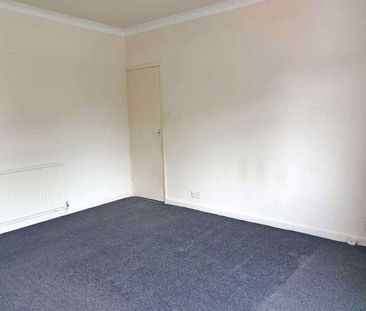 Edenfield Road, Rochdale, OL11 - Photo 3