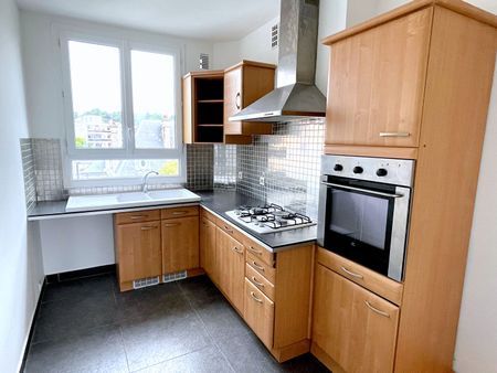Location Appartement 3 pièces 56m² - Photo 2