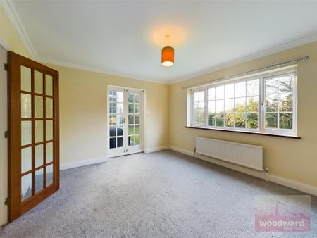 4 bedroom detached house to rent - Photo 4