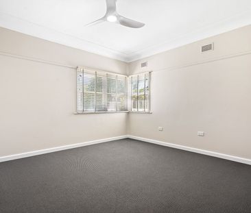 Freshly Renovated Home in Ideal Engadine Location - Photo 5