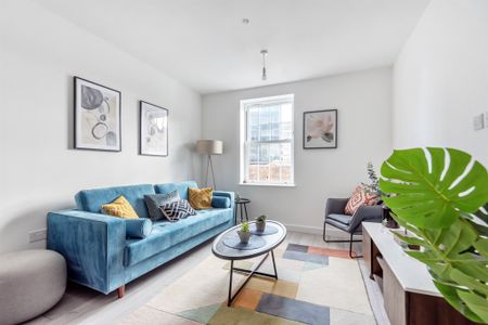 High Street, Maidenhead - Photo 2