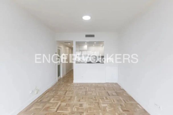 Piso en alquiler en Calle del General Pardiñas, cerca de Calle de Maldonado - Photo 1