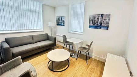 1 bedroom apartment to rent Laporte Way, Luton, Bedfordshire, LU4 - Photo 2