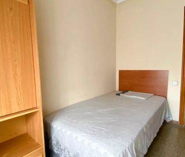 Single Bed in Rooms for rent in Charming 4-bedroom apartment in Alg... - Photo 4
