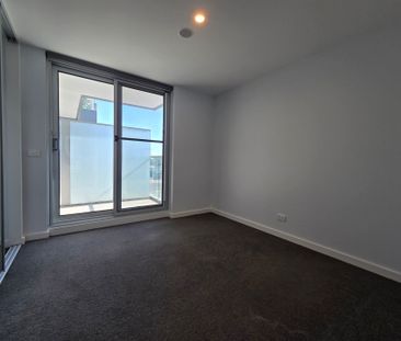 Stylish Apartments in Prime Location - Photo 3