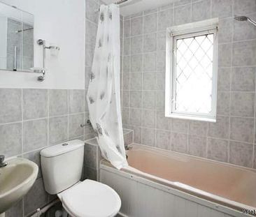 2 bedroom property to rent in Bracknell - Photo 3