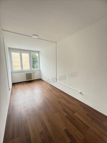 Kiadó átlagos állapotú lakás - Vác - Fotó 4
