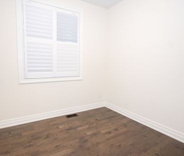 For Lease - 75 Merlin Street, Oakville, Ontario - Photo 6