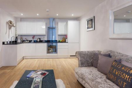 1 bedroom flat to rent - Photo 3