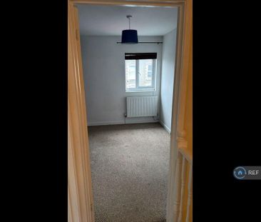 3 bedroom end of terrace house to rent - Photo 5