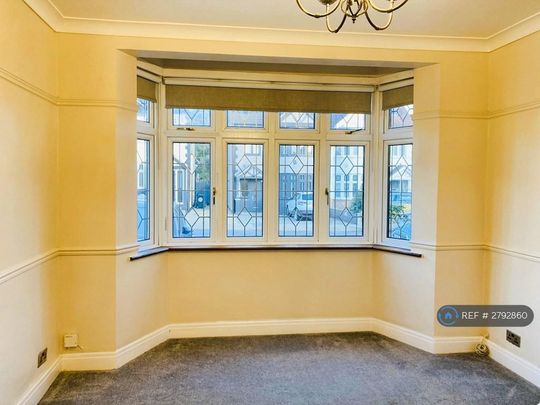 2 bedroom maisonette to rent - Photo 1