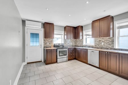 For Lease - 1898 Avenue Road Unit# A, Toronto, Ontario - Photo 4