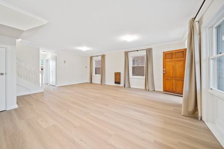 52/1 Kogarah Lane, Reid ACT 2612 - Townhouse For Rent | Domain - Photo 2