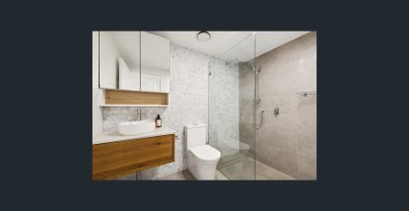 Renovated garden apartment ensures private modern living - Photo 4