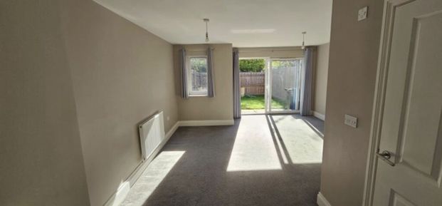 3 Bed End Terrace, John Brooks Avenue, B66 - Photo 1