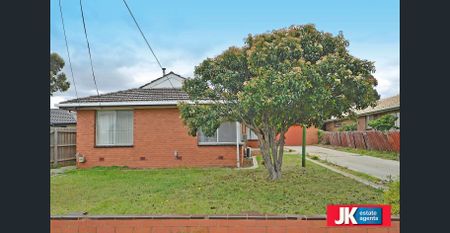 Well Maintained property in a prime location! - Photo 5