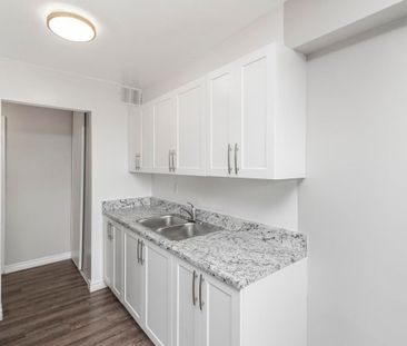 Dundas Apartments - Photo 2