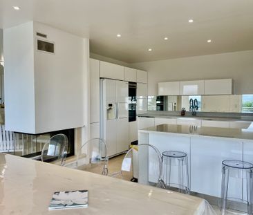 Villa 250 m² - 5 Pièces - Vallauris (06220) - Photo 6