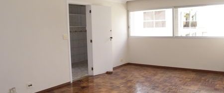 Apartamento para alugar com 111m², 3 quartos e 1 vaga - Foto 1
