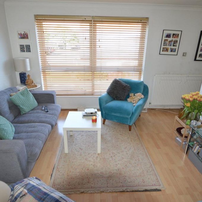 2 bedroom maisonette to rent - Photo 1