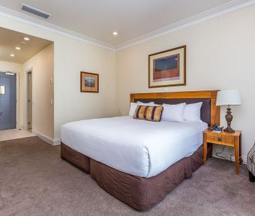 LARGE STUDIO+ SEAVIEW+ BALCONY+GYM - Photo 2