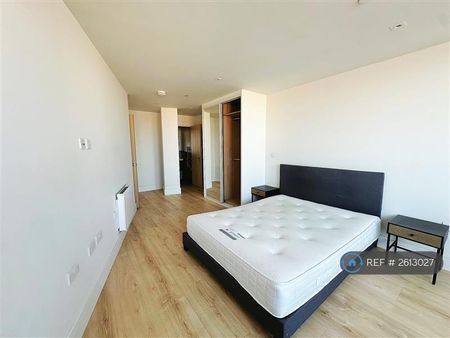 2 bedroom flat to rent - Photo 3