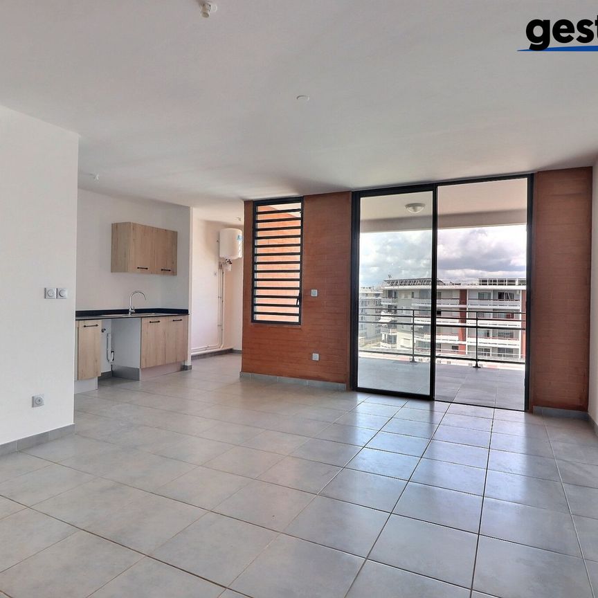 Location Appartement 3 pièces 70m² CAYENNE 97300 - Photo 1
