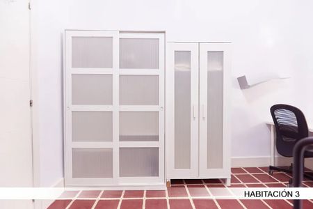 Avenida Reina Mercedes, Sevilla, Andalusia 41012 - Photo 3