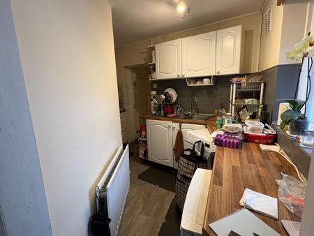 1 bedroom Flat To Let - Photo 5