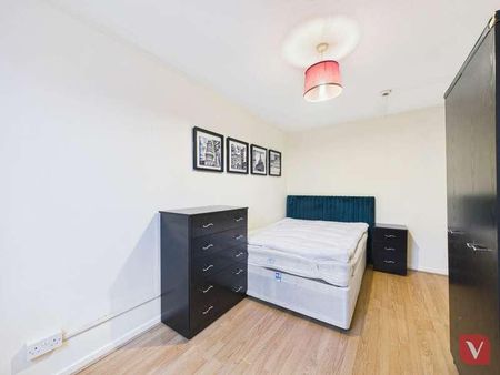 Greatmeadow, Northampton, NN3 - Photo 2