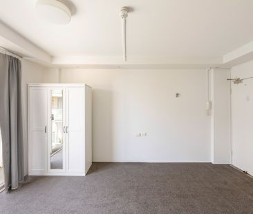 425/4-14 Roslyn Gardens, Elizabeth Bay NSW 2011 - Apartment For Ren... - Photo 3