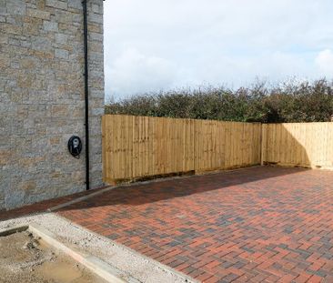 3 bedroom semi-detached house to rent - Photo 4