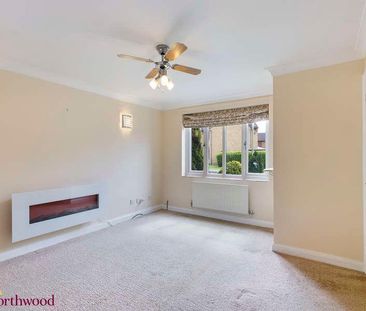 Brinkburn Grove, Banbury, OX16 - Photo 1