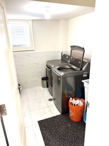 For Lease - 251 Floyd Avenue Unit# Lower Unit, Toronto, Ontario - Photo 3