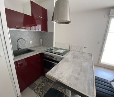 Location Appartement 1 pièce 31m² GROSLAY 95410 - Photo 2