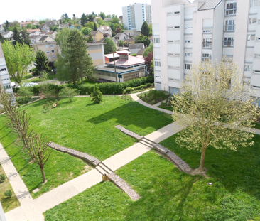 APPARTEMENT T2 à MONTCEAU LES MINES - Photo 3