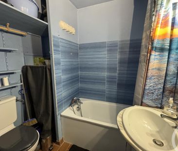 Six Fours les Plages, 83140 - Photo 3