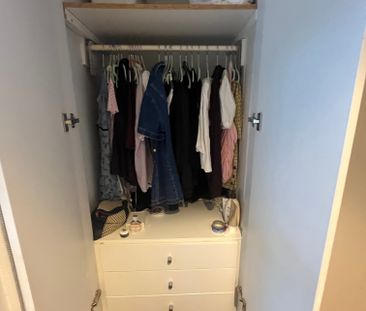 Darlington - Photo 2