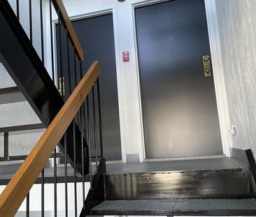 Très Beau Logement 4 ½ Entièrement Rénov - Photo 3