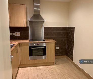 1 bedroom flat to rent - Photo 2