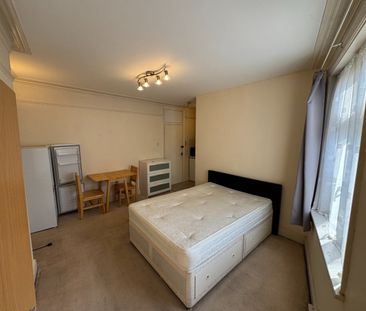 Studio Flat, Double Self Contained Studio, N3 - Photo 1