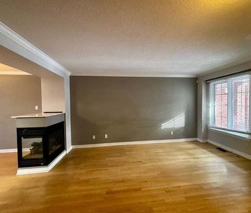 202 Forestglade Crescent - Photo 4