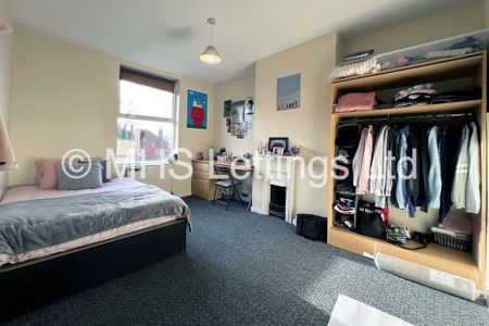 3 Bedroom Mid Terraced House for rent in Graham Avenue - Photo 5
