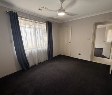 Spacious Coastal Family Living with Side Access - Just 800m to Melr... - Photo 6