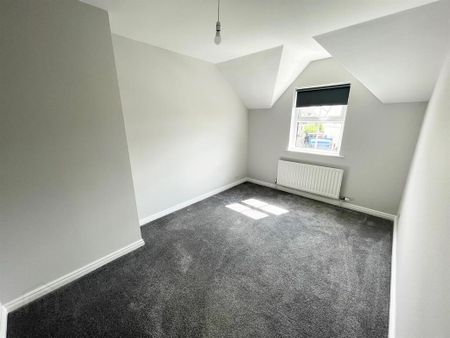 64 Oak Avenue, Ballyhalbert, Newtownards, BT22 1TD - Photo 4