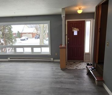 For Lease - 6753 Wilinger Street, Niagara Falls, Ontario - Photo 3