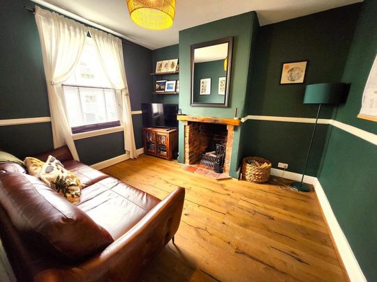 2 bedroom terraced house to rent - Photo 1
