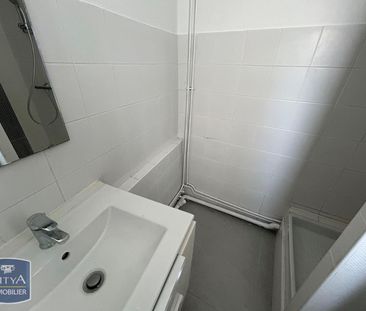 Location Appartement 2 pièces 43m² AGEN 47000 - Photo 4